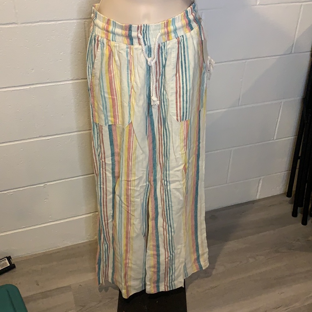 NWT Indigo Rein striped cropped linen pants. SMALL